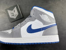 Air Jordan 1 Mid True Blue - DRIP DOS ARTISTAS 
