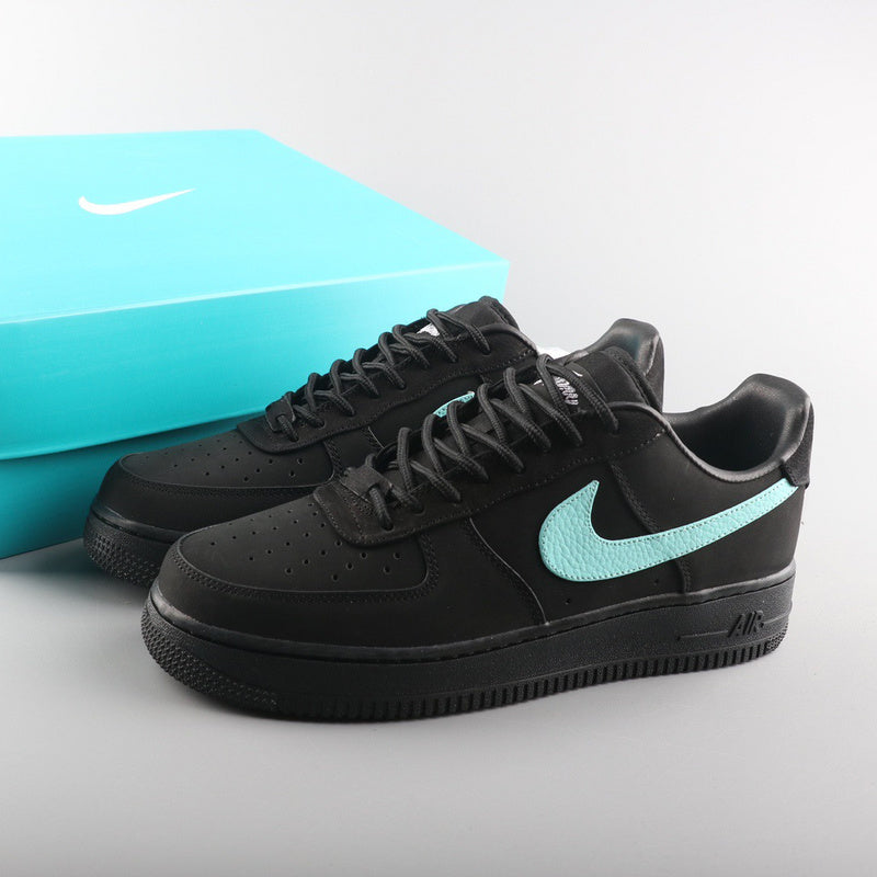 Tiffany e Co. x Nike Air Force 1 Low - DRIP DOS ARTISTAS 