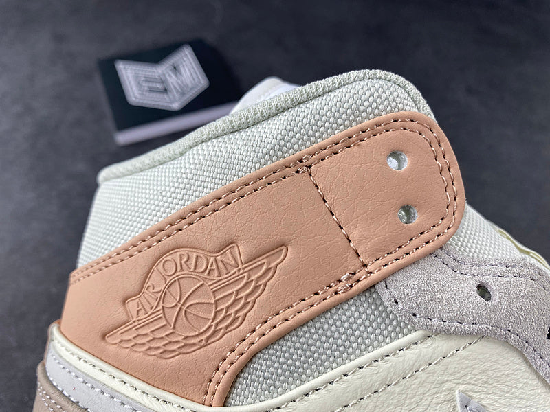 Jordan 1 Mid Milan - DRIP DOS ARTISTAS 