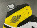 Jordan 1 Mid Yellow Toe Black - DRIP DOS ARTISTAS 