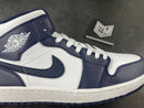 Jordan 1 Mid White Metallic Gold Obsidian - DRIP DOS ARTISTAS 