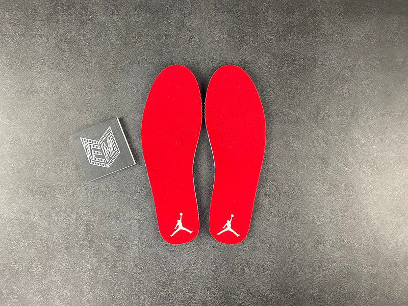 Jordan 1 Low Spades - DRIP DOS ARTISTAS 