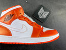 Air Jordan 1 Mid Metallic Orange - DRIP DOS ARTISTAS 