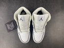 Air Jordan 1 Mid Iridescent Reflective White - DRIP DOS ARTISTAS 
